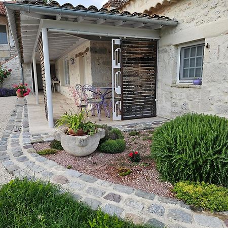 Le Gite Du Souffle Des Anges Sauveterre  Exterior foto